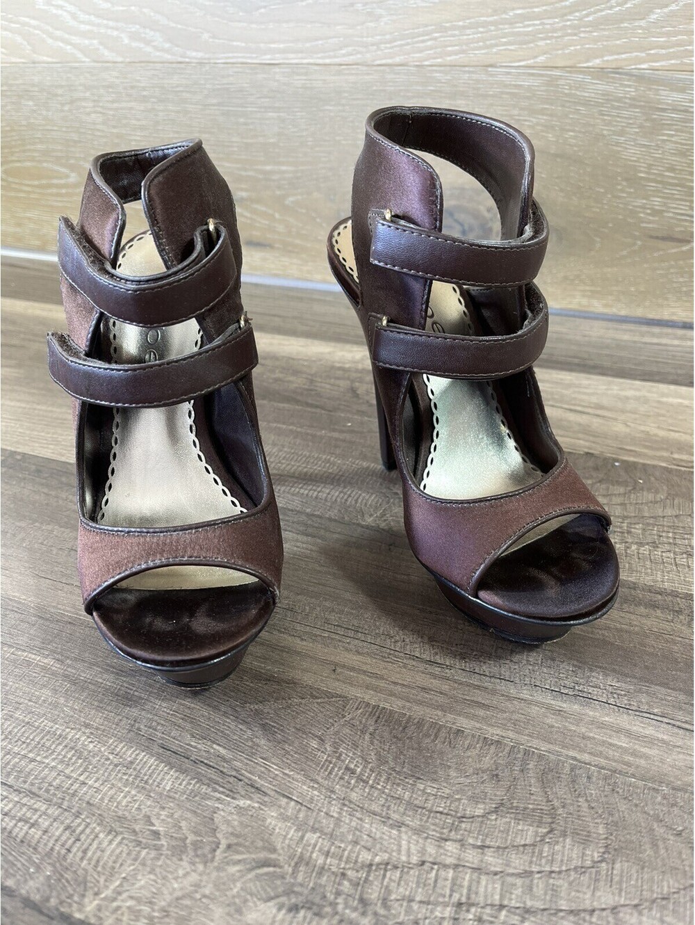 Leather Bebe Tanya 5” Stiletto Platform Open Toe Strappy Heels Size 5
